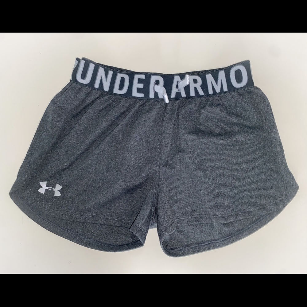 NEW grey under armour athletic shorts